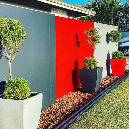 The Urban Hotel Mossel Bay Bagian luar foto