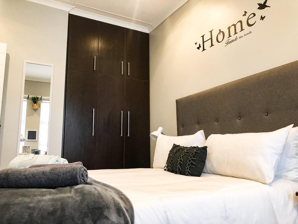 The Urban Hotel Mossel Bay Bagian luar foto