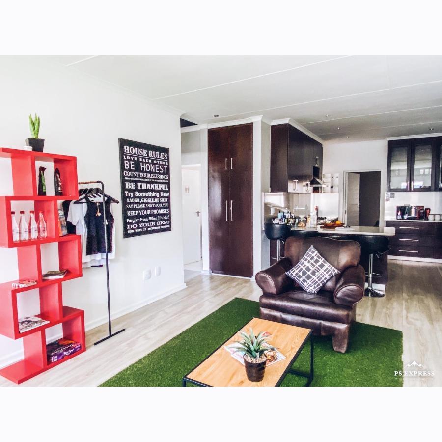 The Urban Hotel Mossel Bay Bagian luar foto