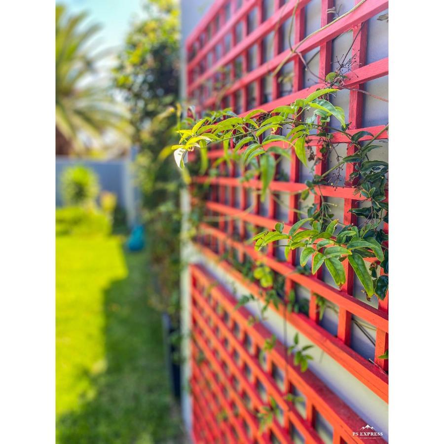 The Urban Hotel Mossel Bay Bagian luar foto